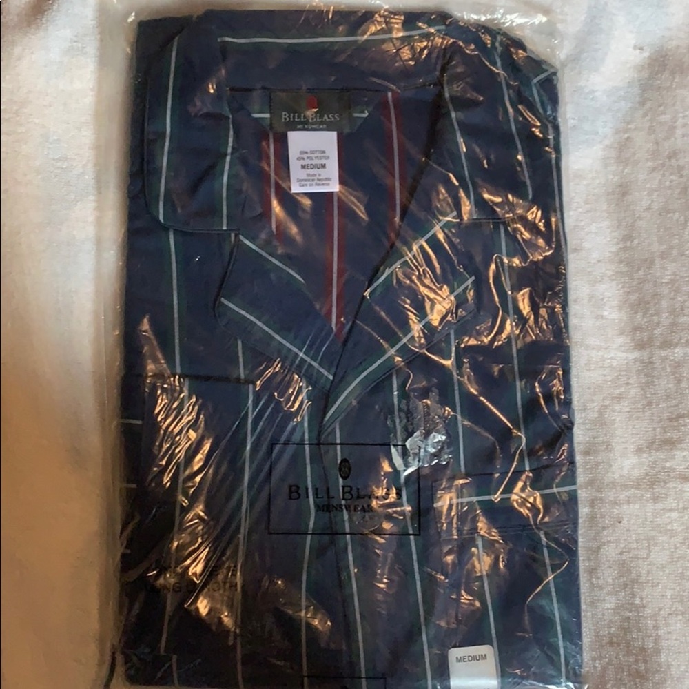 Bill Blass robe